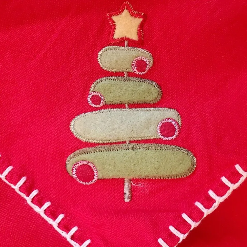 Vtg Christmas Tablecloth 36x36